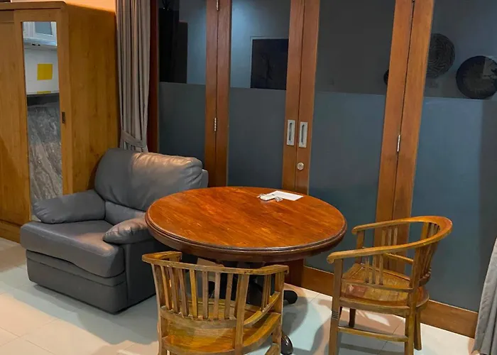 Casavina 304 Private Kitchen, Near アパート チャングー